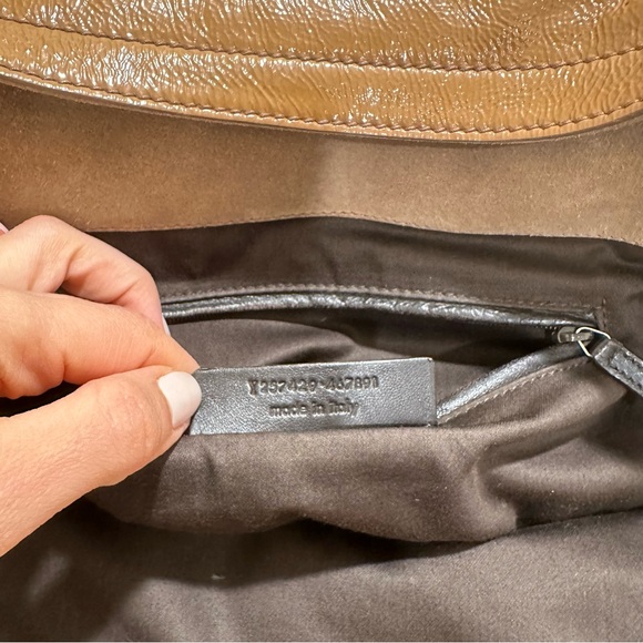 Yves Saint Laurent Patent Leather Large Downtown Tote Bag - Picture 15 of 16